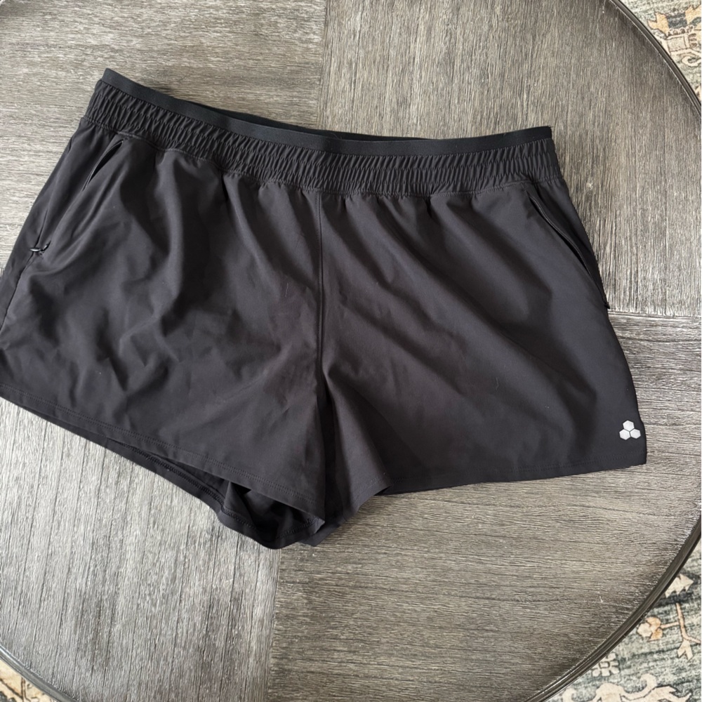 tek gear Black Athletic Shorts zippered pockets